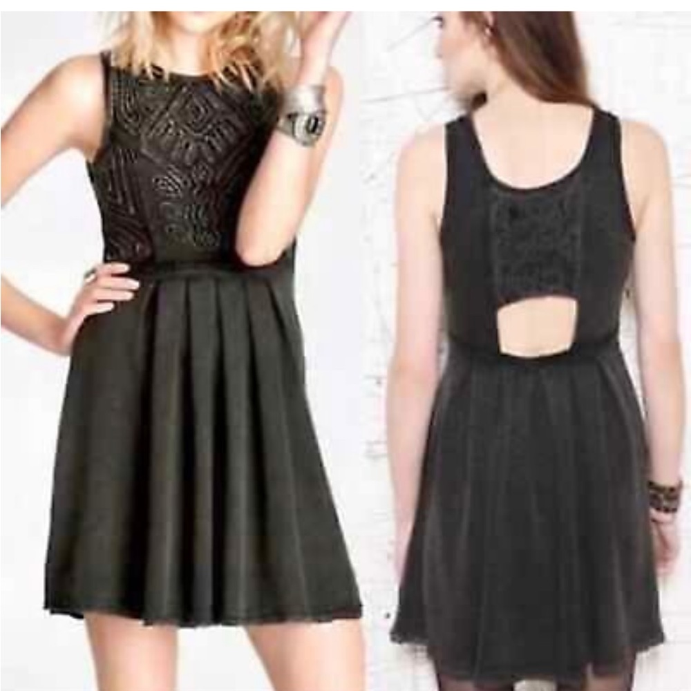 Free people sassy satouche acid wash mini embroidered dress size small (EUC)
